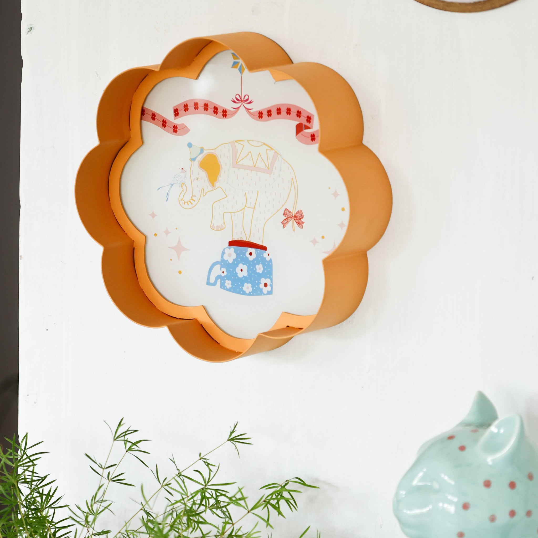 Ellie Metal Wall Plate