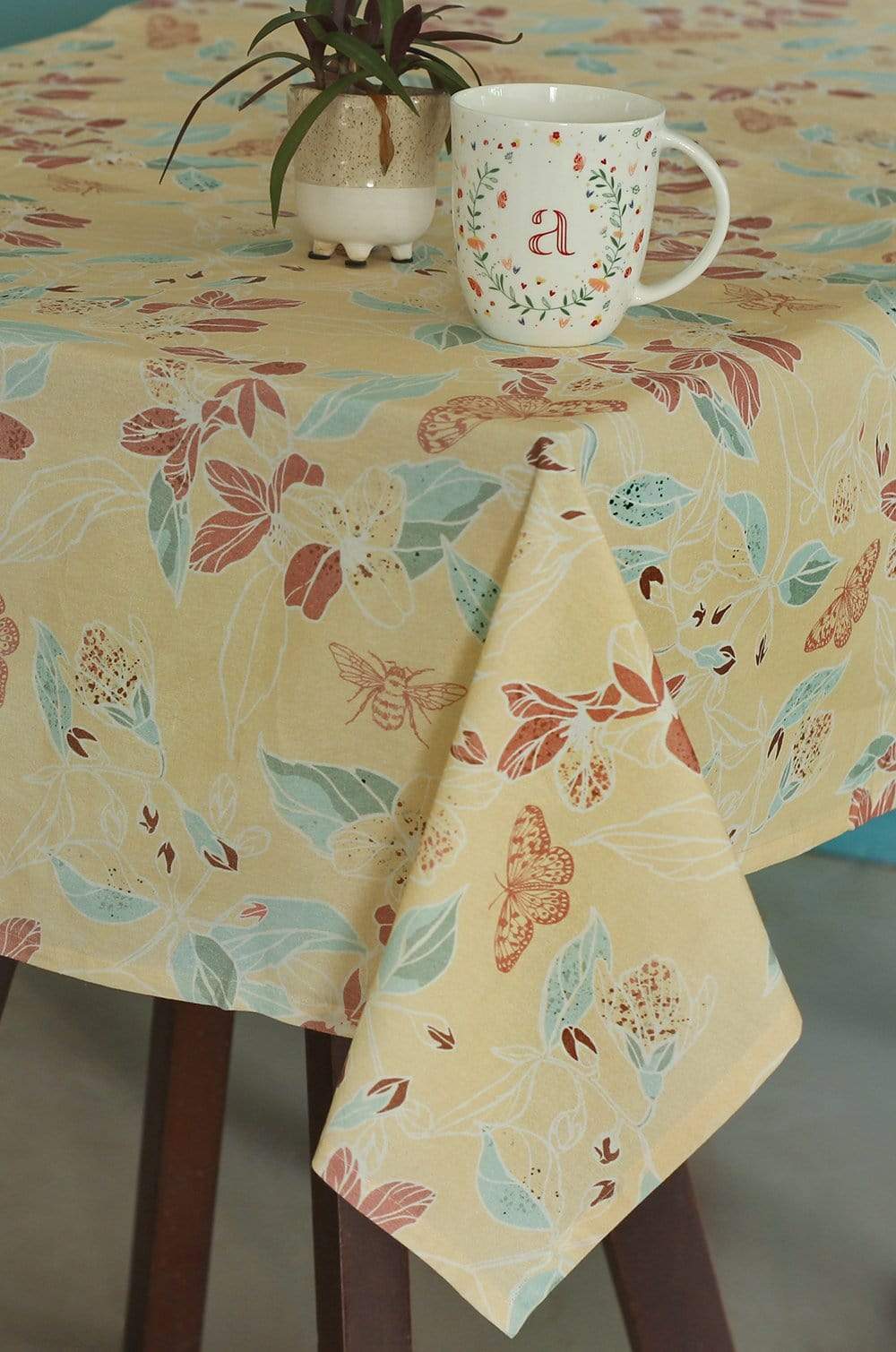 Fluer Table Cover - 6 Seater