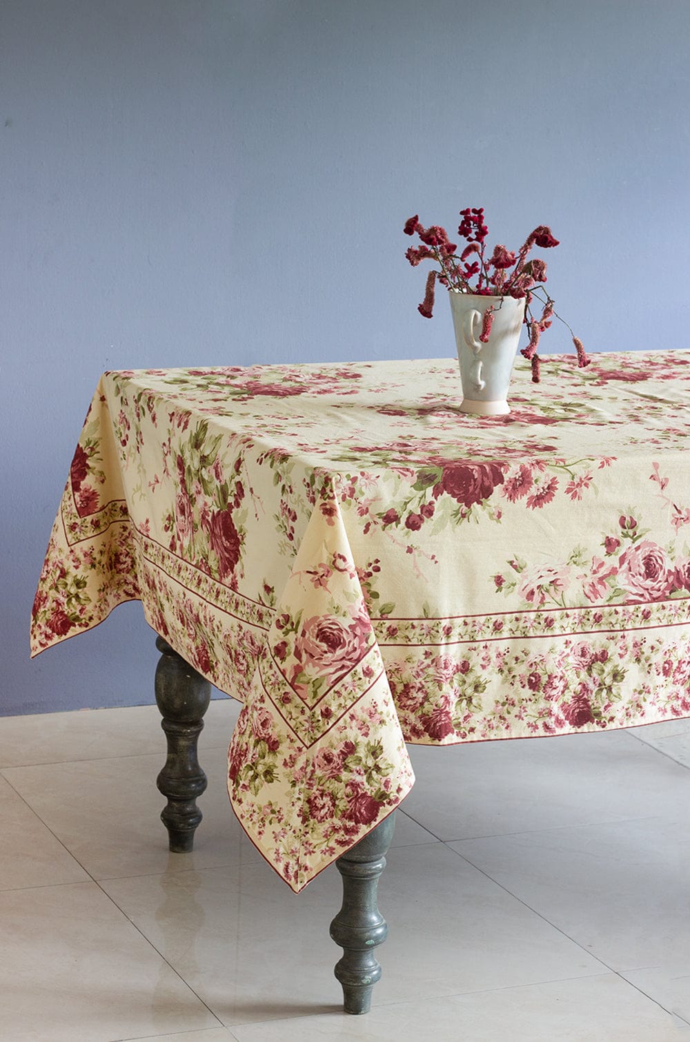 April Cornell Cottage Antique Dining Cloth -6 Seater