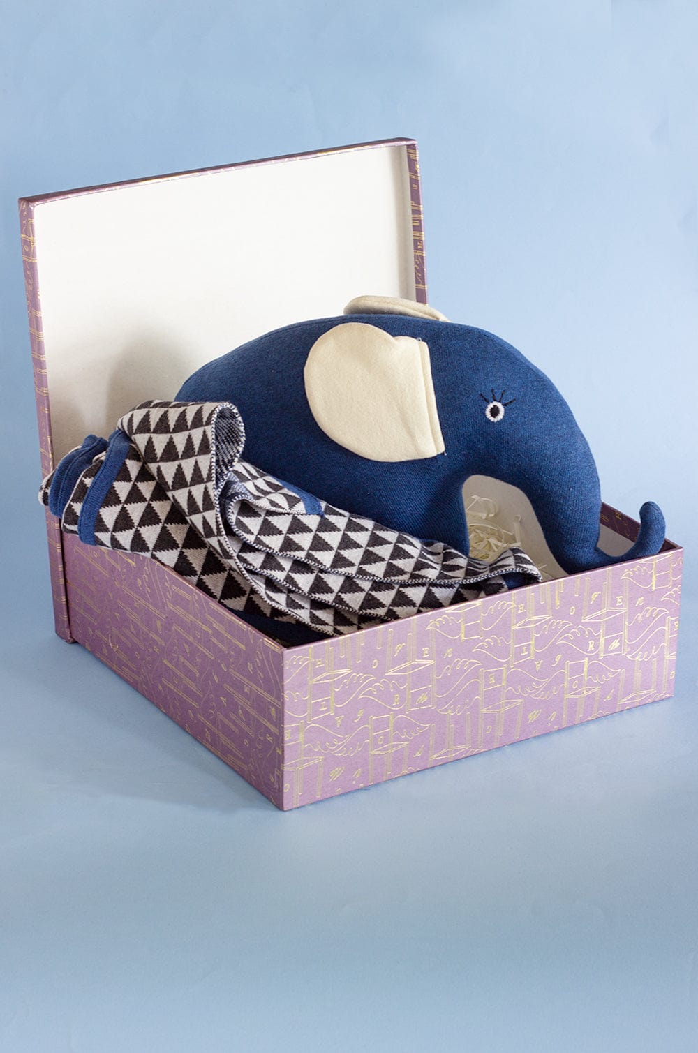 Cuddle Time with E Gift Box