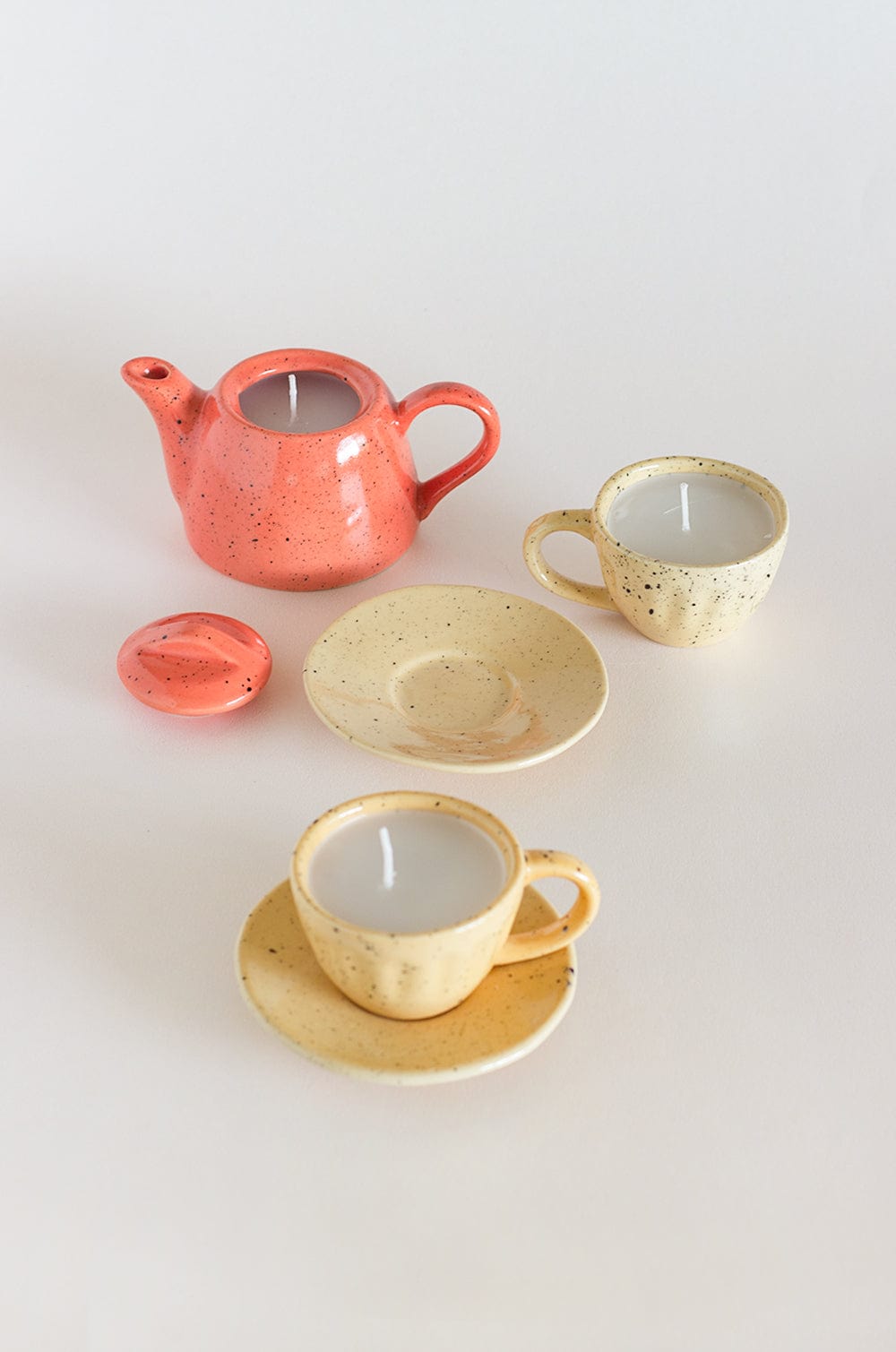Alice's Tea Party Ceramic Kettle & Tea Cups Diyas - Set of 3