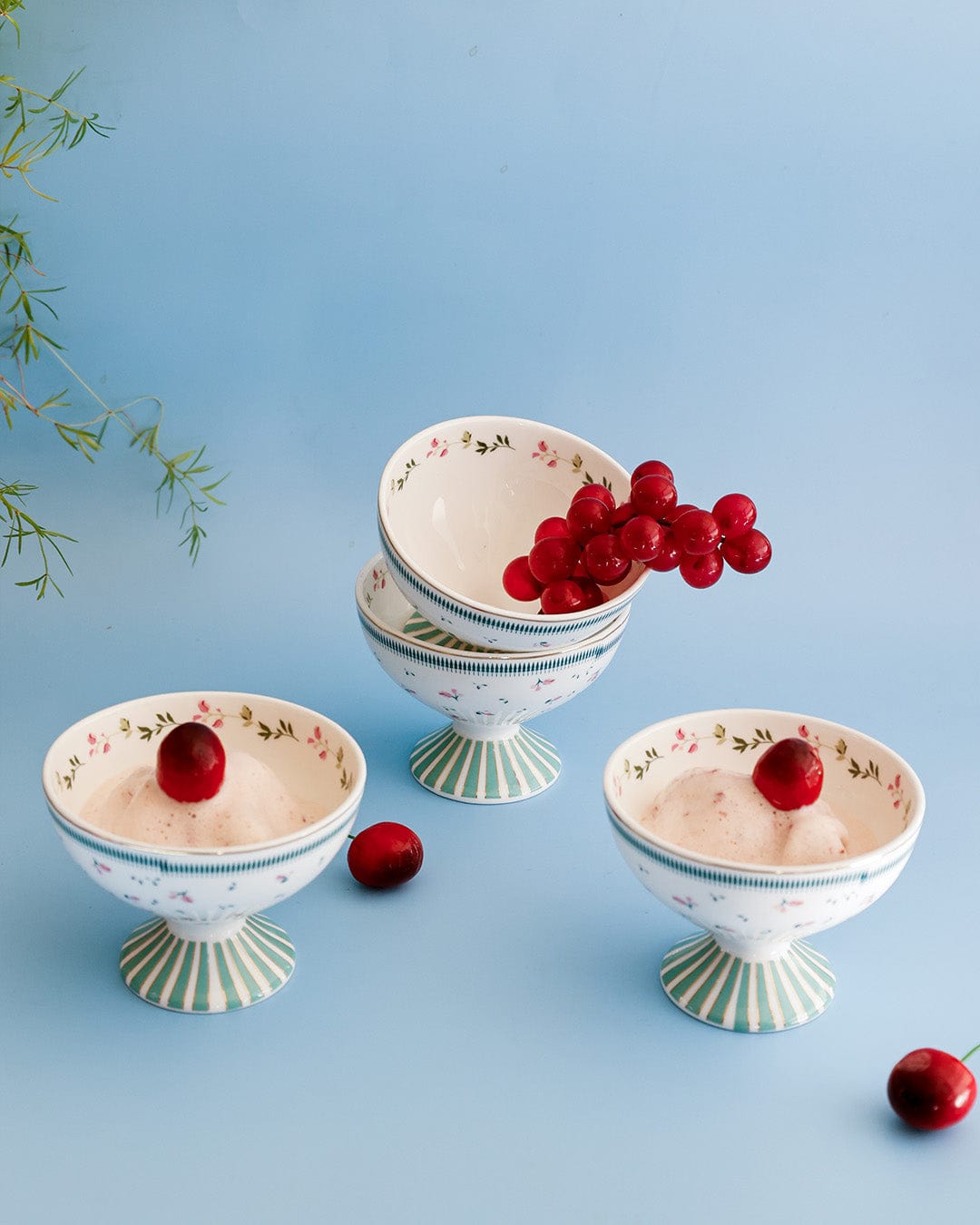 Magique by The Wishing Chair: Portrait of a Rose Dessert Cups - Set of 4