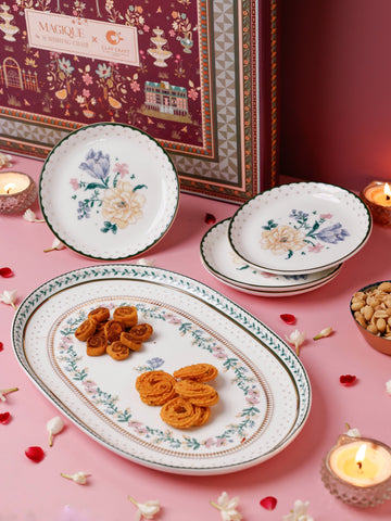 Magique by The Wishing Chair x ClayCraft :  Emerald Ribbon - Amber Giftbox | Set of 4 Snack Plates & 1 Serving Platter