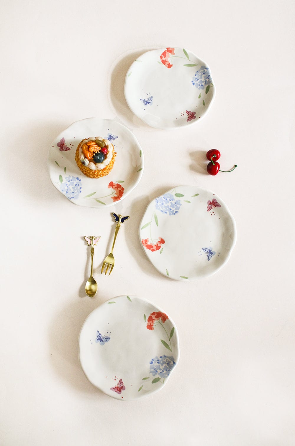 Wildflower Meadow Handpainted Ceramic Side Plates - Set of 4