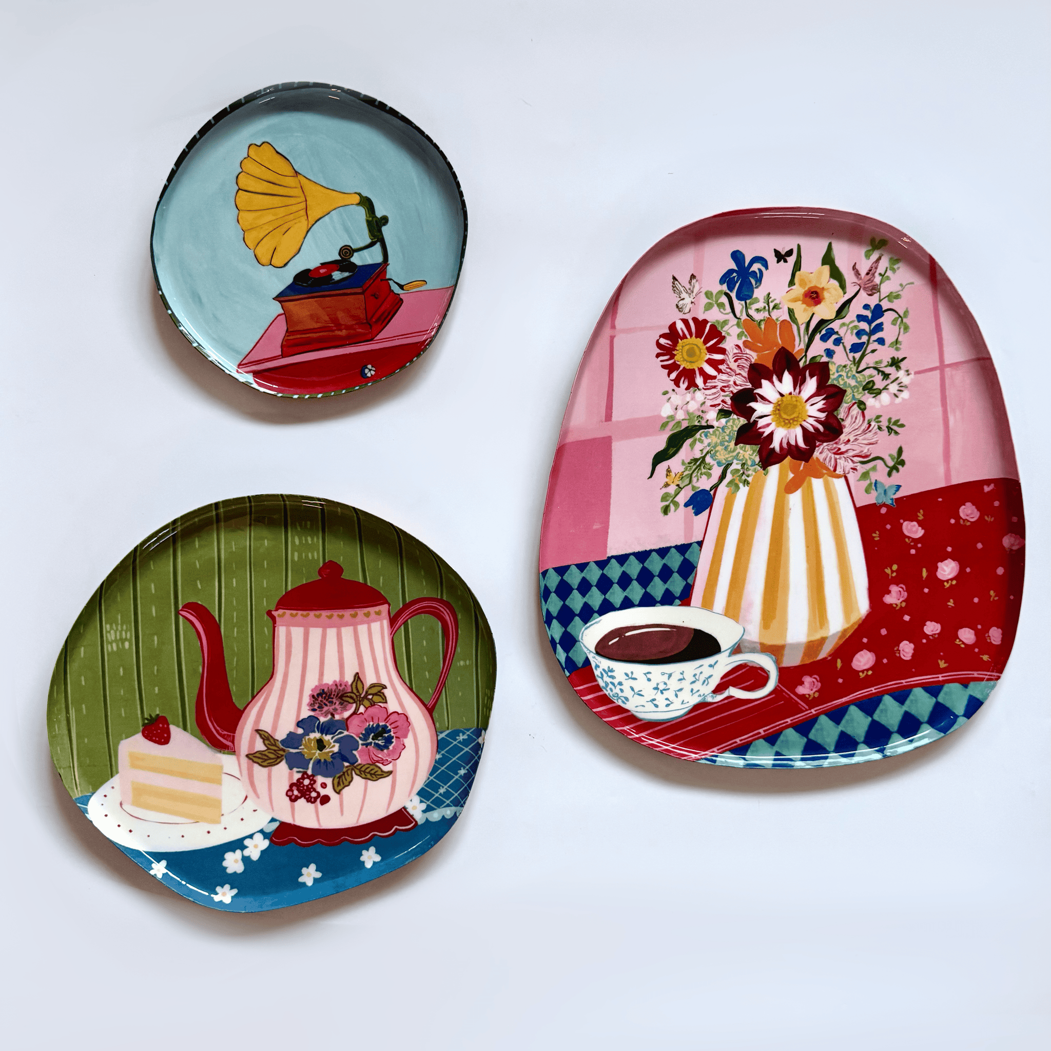 Tea Time Story Wall Plates - Set of 3