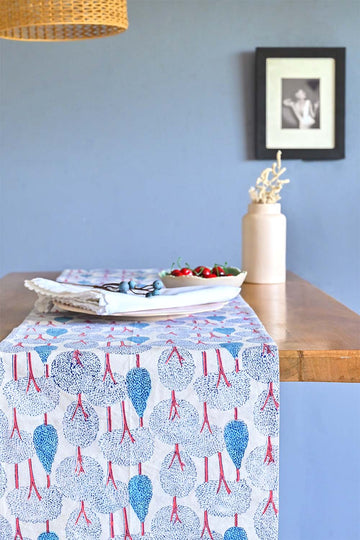 Topiary Garden Table Runner