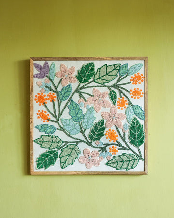 Valley of Flowers Hand Embroidered Beads Wall D¨¦cor