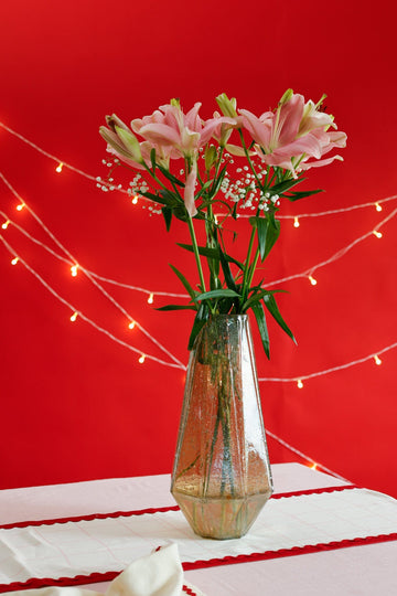 Tasseleate Glass Vase