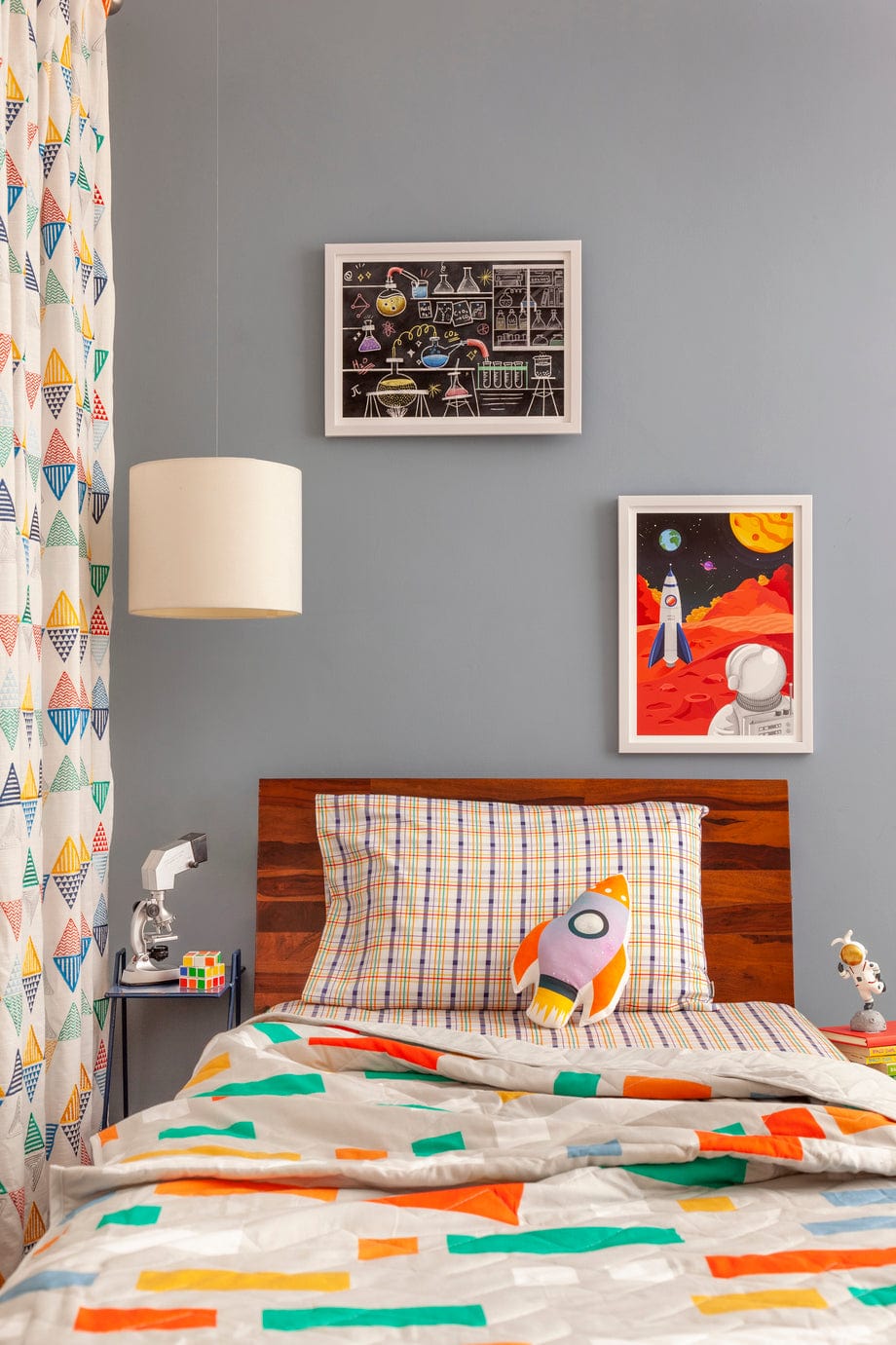 Zookeeper Amber, The Architect Bed Cover-DOUBLE